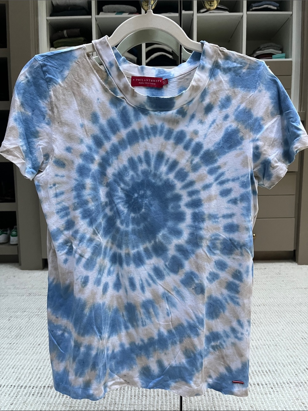 n:PHILANTHROPY XS Blue and White Tie-Dye Short Sleeve Tee with distressed neck